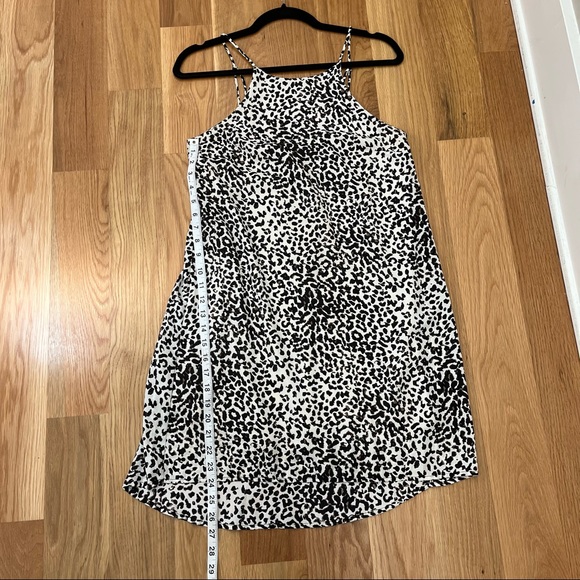 ASTR Dress - Picture 3 of 9